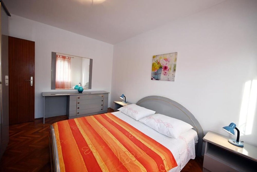 Hotel Apartment Mihovilovic