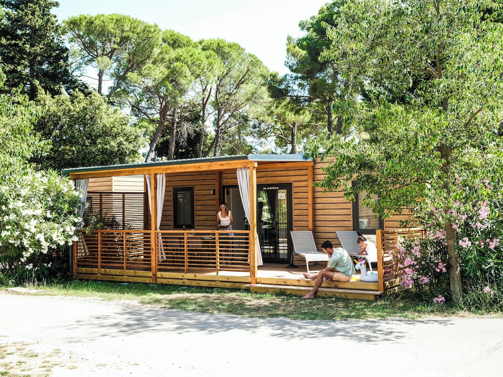 Hotel Zaton Holiday Resort Camping Homes