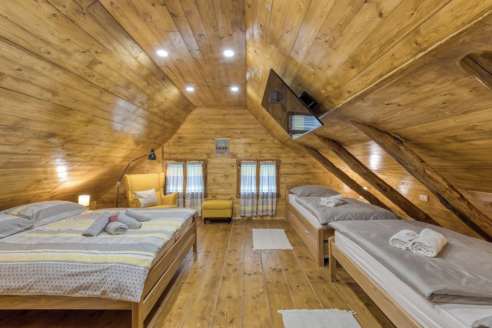 Hotel Eco House Lina With Hot Tub And Sauna