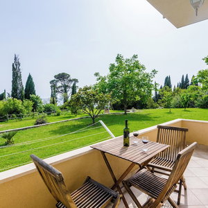 Hotel Color Apartments cazare Mlini