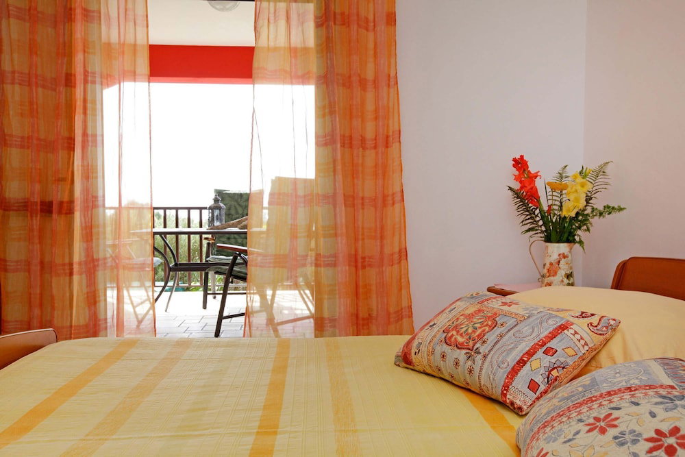 Hotel Apartments Doro
