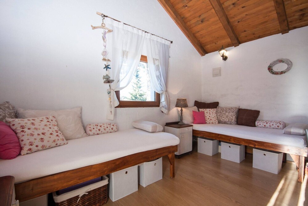 Hotel Beautiful Apartment Near Beach Zvizda