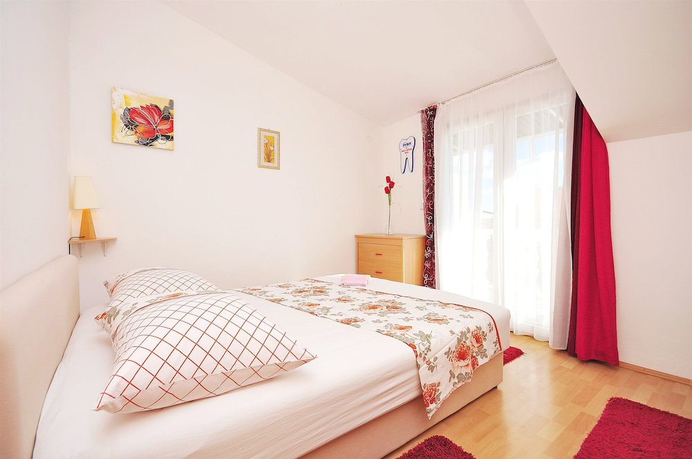 Hotel Apartments Franka