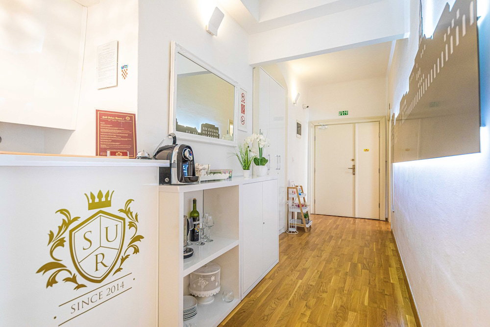 Hotel Riva City Rooms