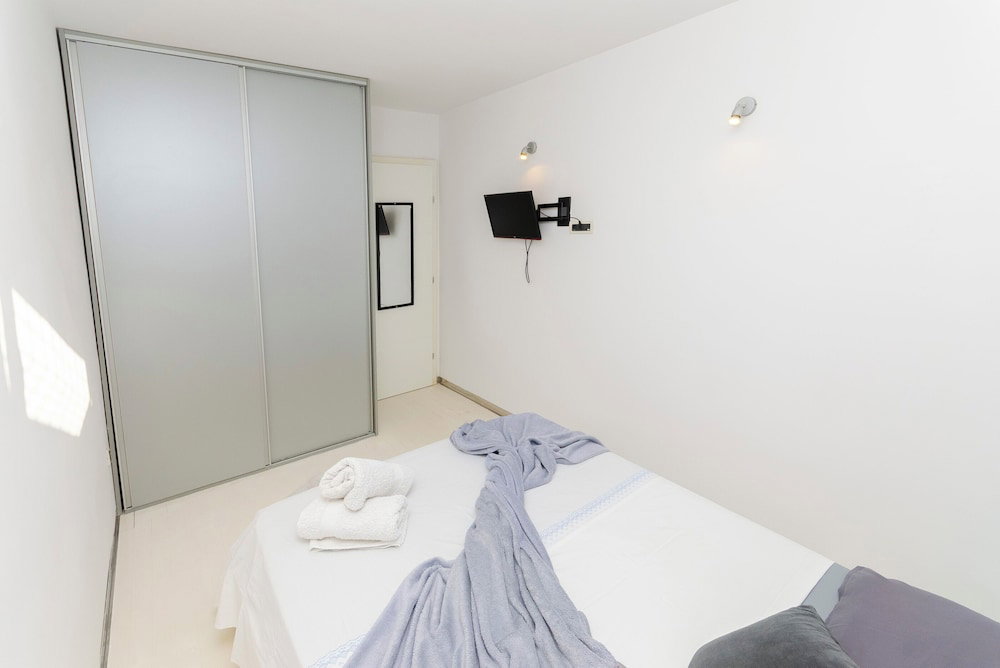 Hotel Apartment Black Star