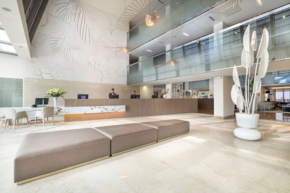 Valamar Lacroma Hotel