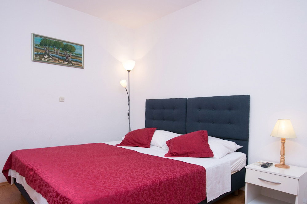 Hotel One Bedroom Apartment Nincevica Street