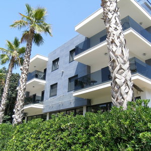 Hotel Apartments Mon Amour cazare Mokosica
