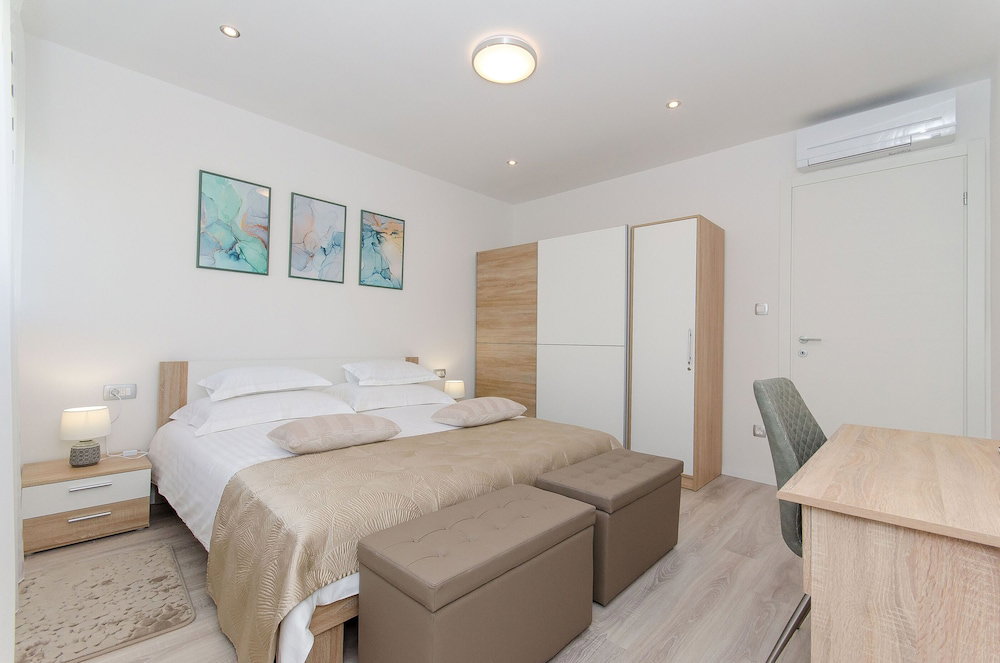 Hotel Apartment Astrid