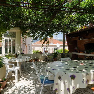 Sejur Apartment Oli vacanta Mokosica