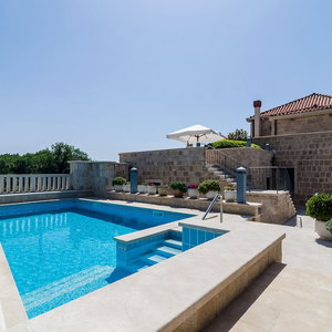 Hotel Studio Antica, Apartment With A Private Swimming Pool cazare Zvekovica