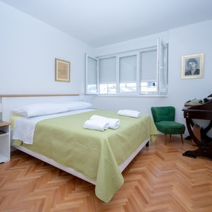 Hotel Billie Holiday Apartment With Balcony cazare Bol