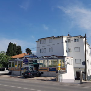 Hotel Guesthouse Varnica cazare Kastel Kambelovac