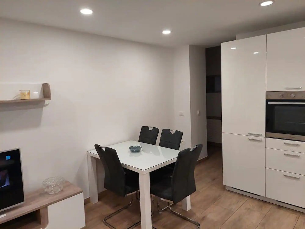 Hotel Apartment Lutikano