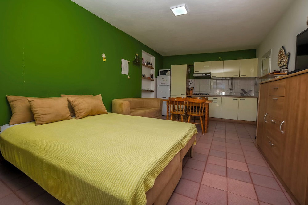 Hotel Apartments Sanda