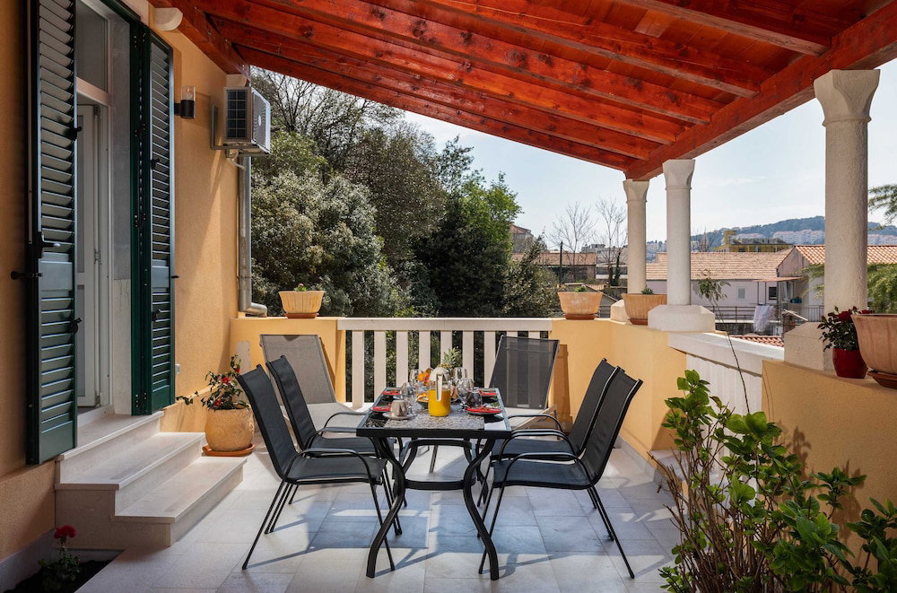 Hotel Apartment Porat