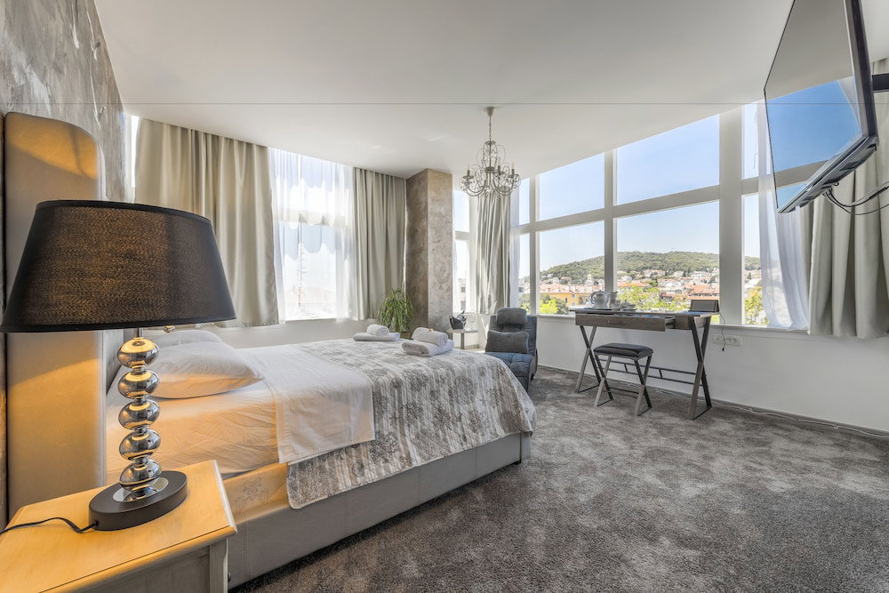 Hotel Prima Luce Downtown