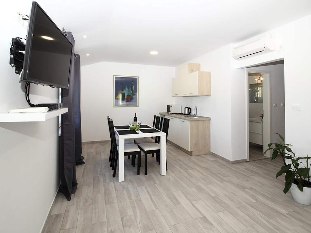 Modern Stay Near Cavtat