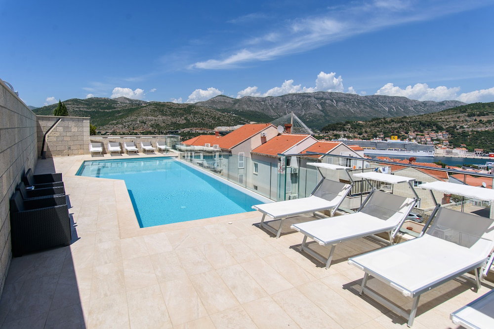 Hotel Vila Curic