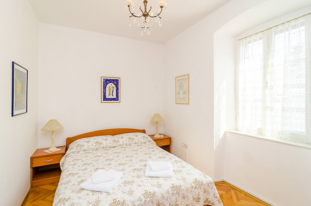 Hotel Stone House Dimato