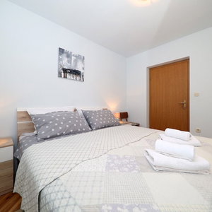 Hotel Apartment Gaspe cazare Osljak
