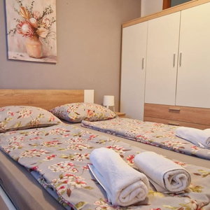 Hotel Apartments Sunset cazare Cervar-Porat