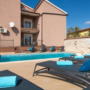 Hotel Apartments Lara cazare Marcana