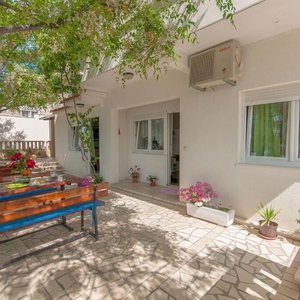 Hotel Apartments Zdenka cazare Stanici