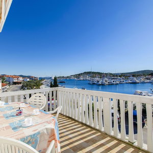 Hotel Apartments Ivanka cazare Tisno