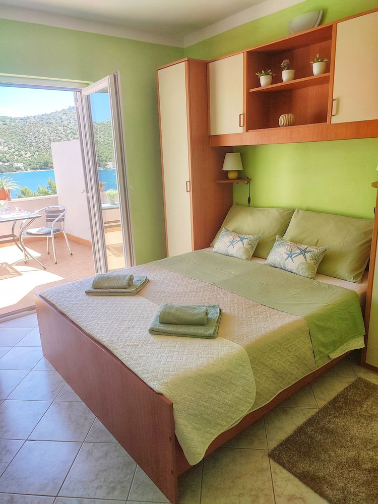 Hotel Apartments Vesna