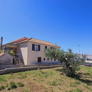 Hotel Three-Bedroom Apartment In Murter cazare Murter