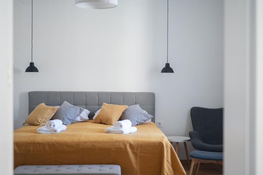 Hotel Wally Apartments By Flat White