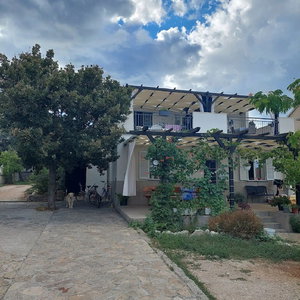 Hotel Apartments Paula cazare Tisno