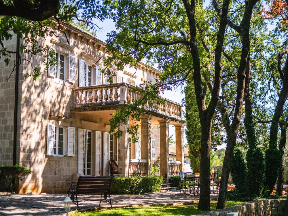 Hotel Exclusive Villa With Private Pool & Huge Fenced Property Near Dubrovnik
