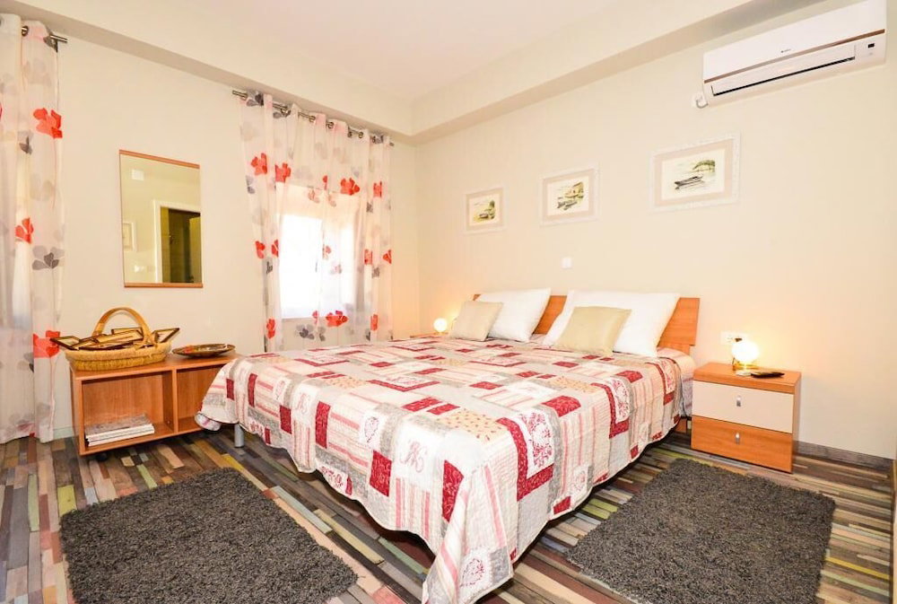 Holiday Home Belmondo