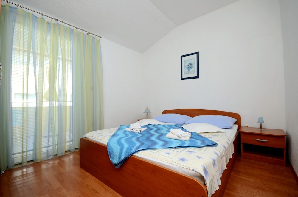 Hotel Apartments Ivo