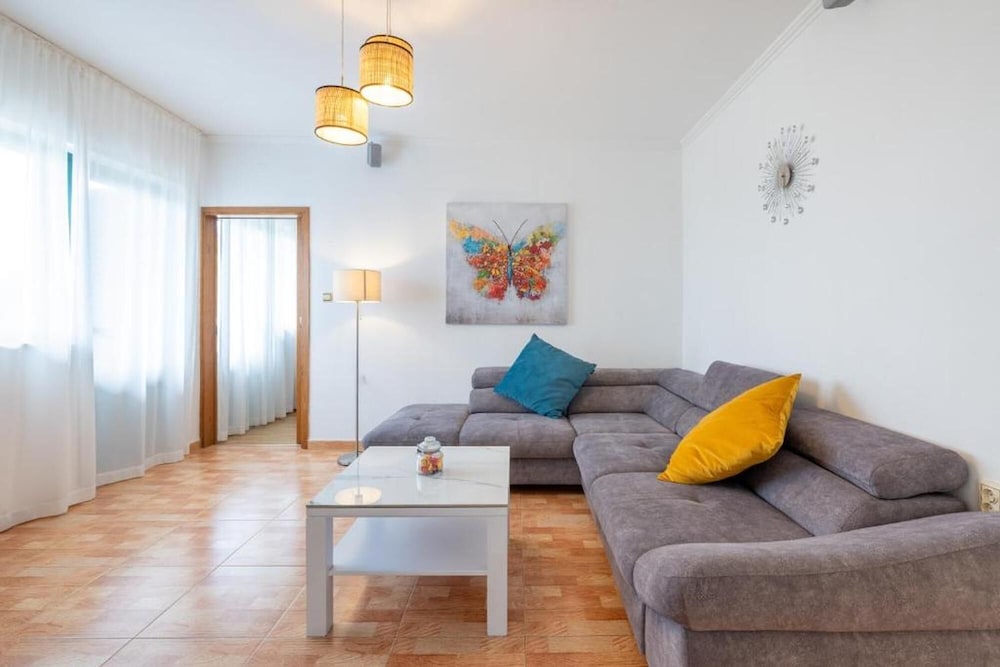 Hotel Apartments Azure View