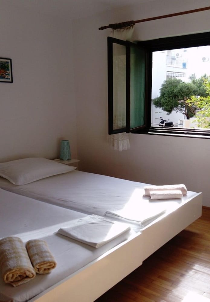 Hotel Apartment Jase Beachfront
