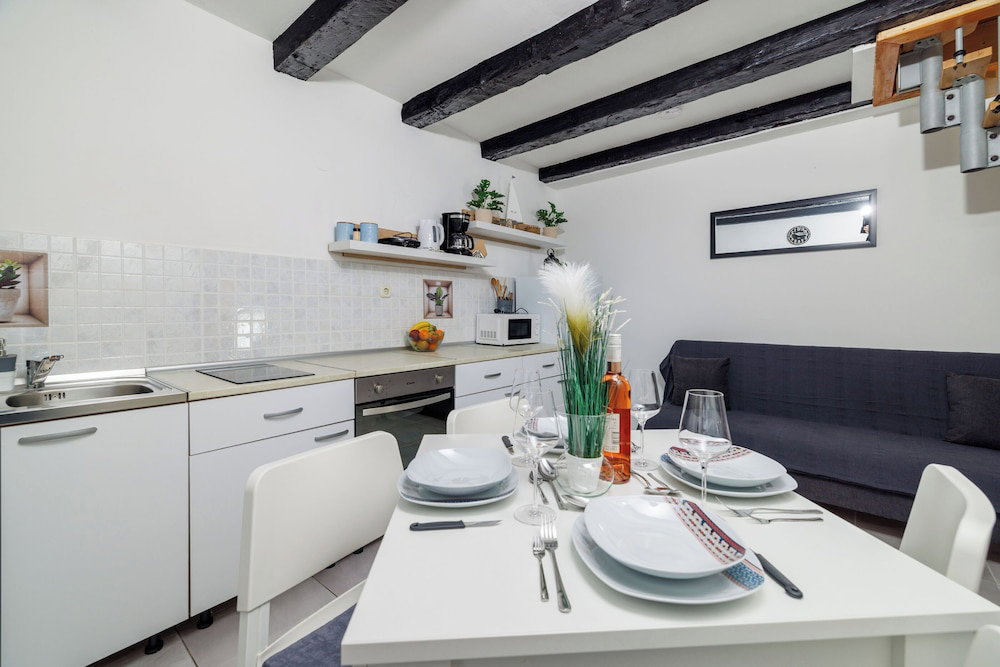 Hotel Apartment Lozann
