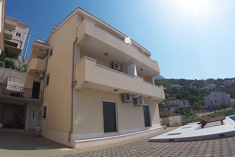 Hotel Seaside Apartment Celina