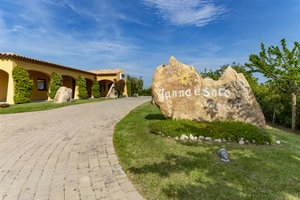 Hotel Janna E Sole Resort cazare Budoni