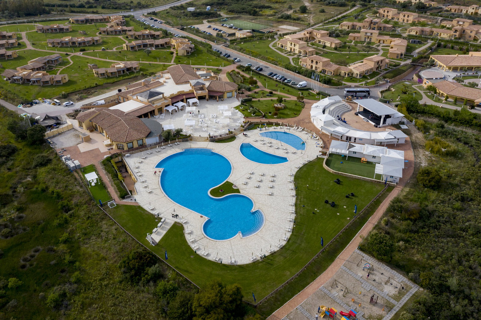 Janna E Sole Resort