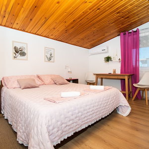 Hotel Apartments Snjezana cazare Tisno