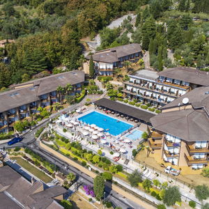 Hotel Leonardo Da Vinci cazare Limone sul Garda