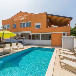 Hotel Comfort Apartments With Pool In Medulin cazare Medulin