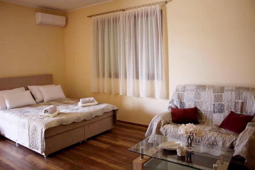 Hotel Apartment Ana