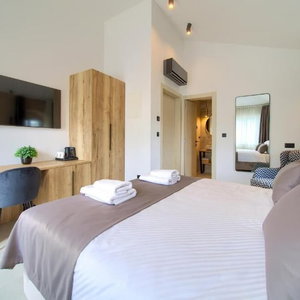 Hotel Portella Inn cazare Krk