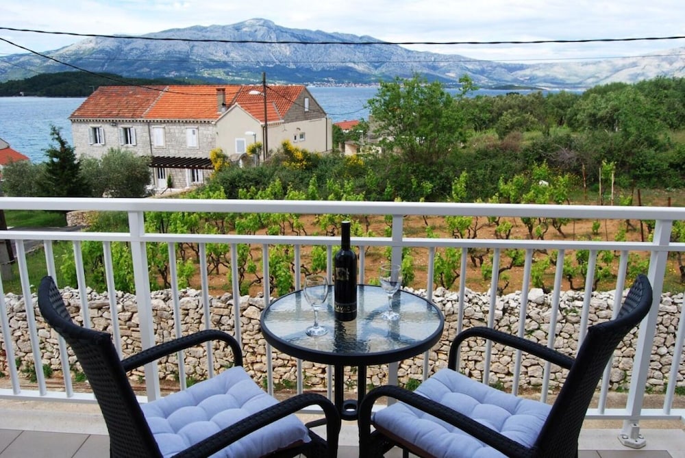 Hotel Apartments Krila