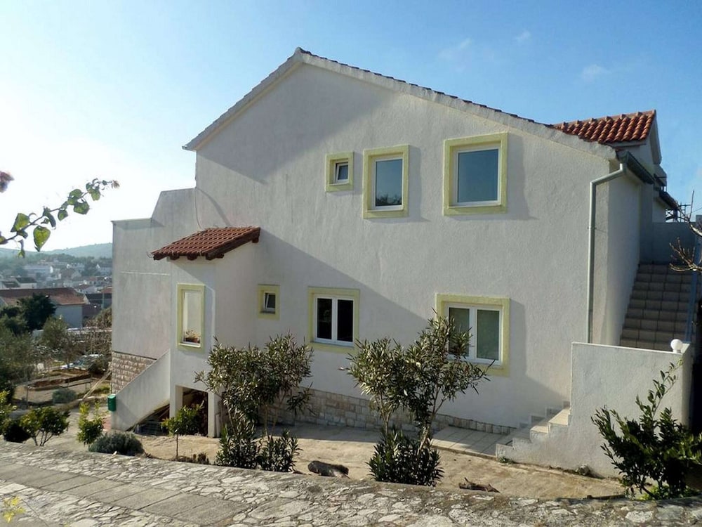 Hotel Two Bedroom Apartment In Jezera