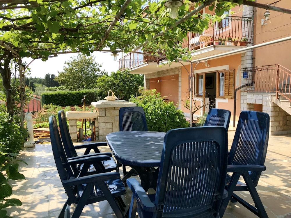 Hotel Peaceful Stay With Bbq And Parking